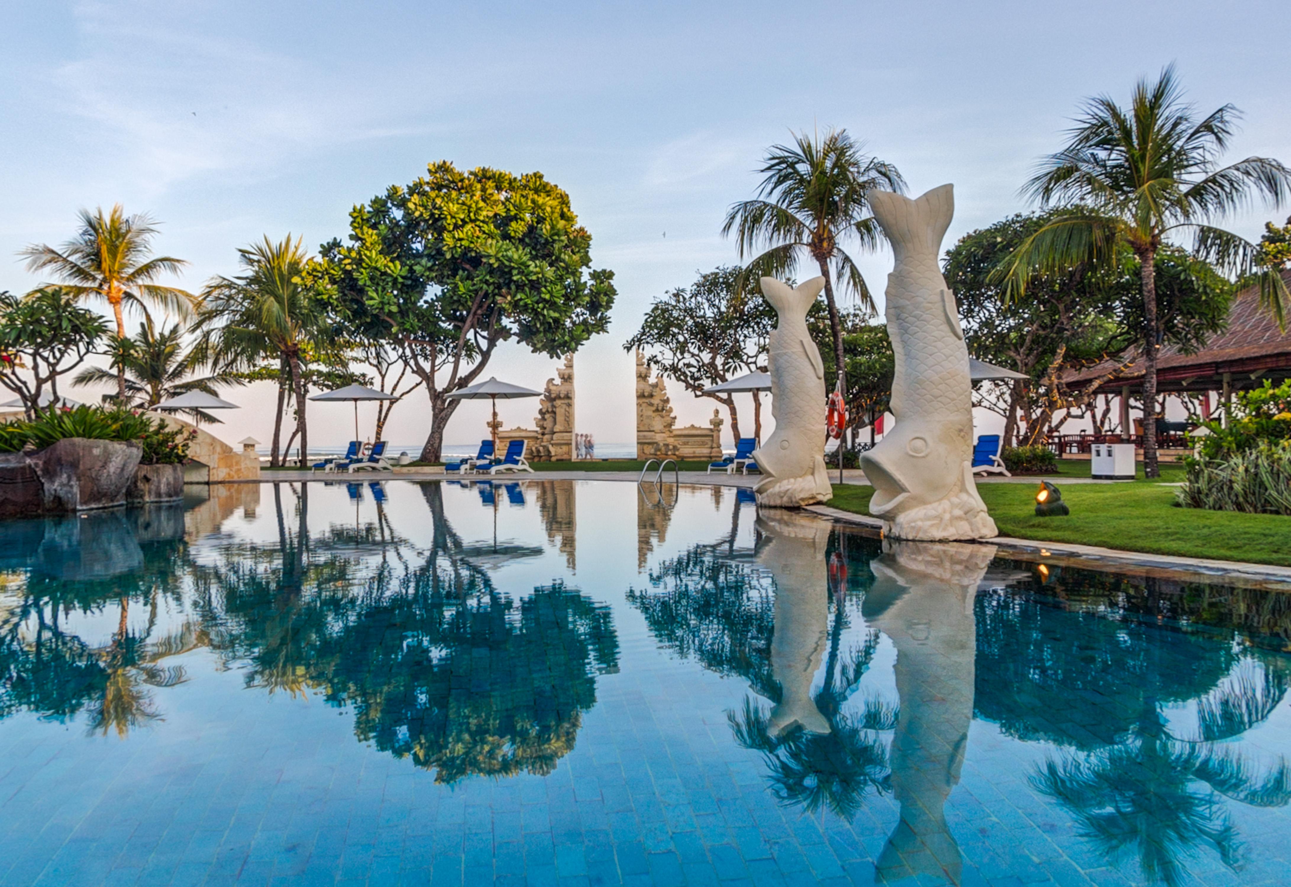 Discovery Kartika Plaza Hotel Kuta Lombok Εξωτερικό φωτογραφία The swimming pool at the resort