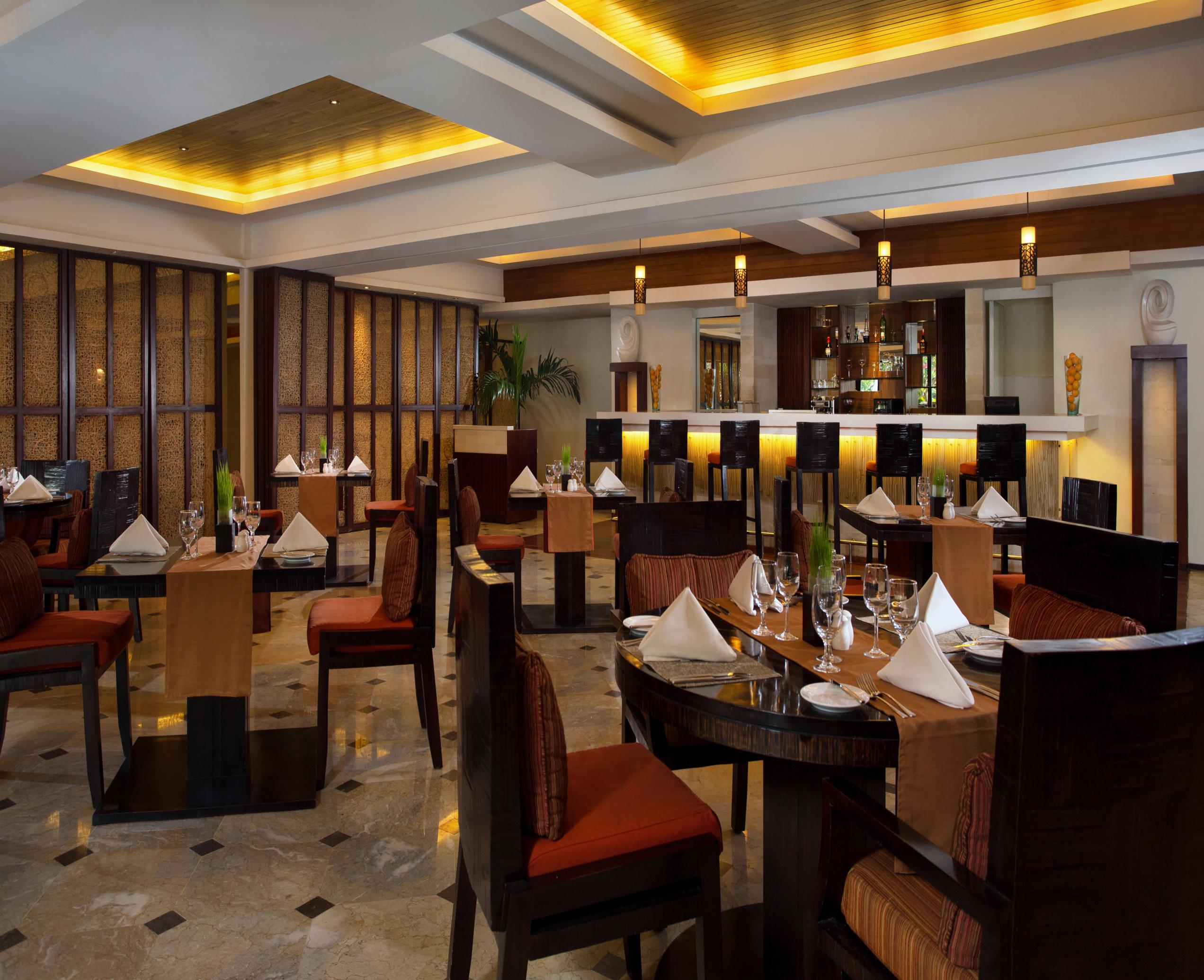 Discovery Kartika Plaza Hotel Kuta Lombok Εξωτερικό φωτογραφία The restaurant