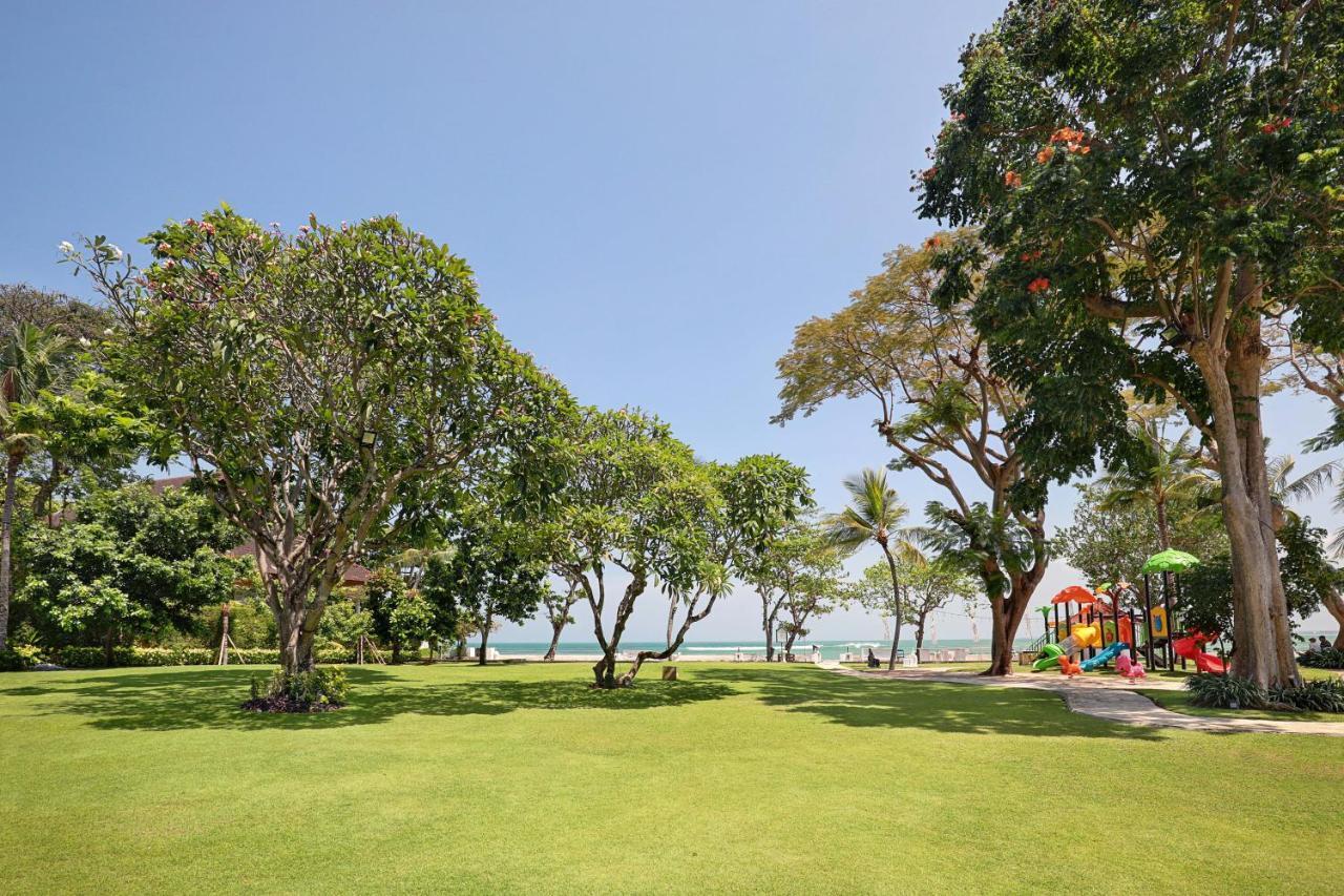 Discovery Kartika Plaza Hotel Kuta Lombok Εξωτερικό φωτογραφία The park